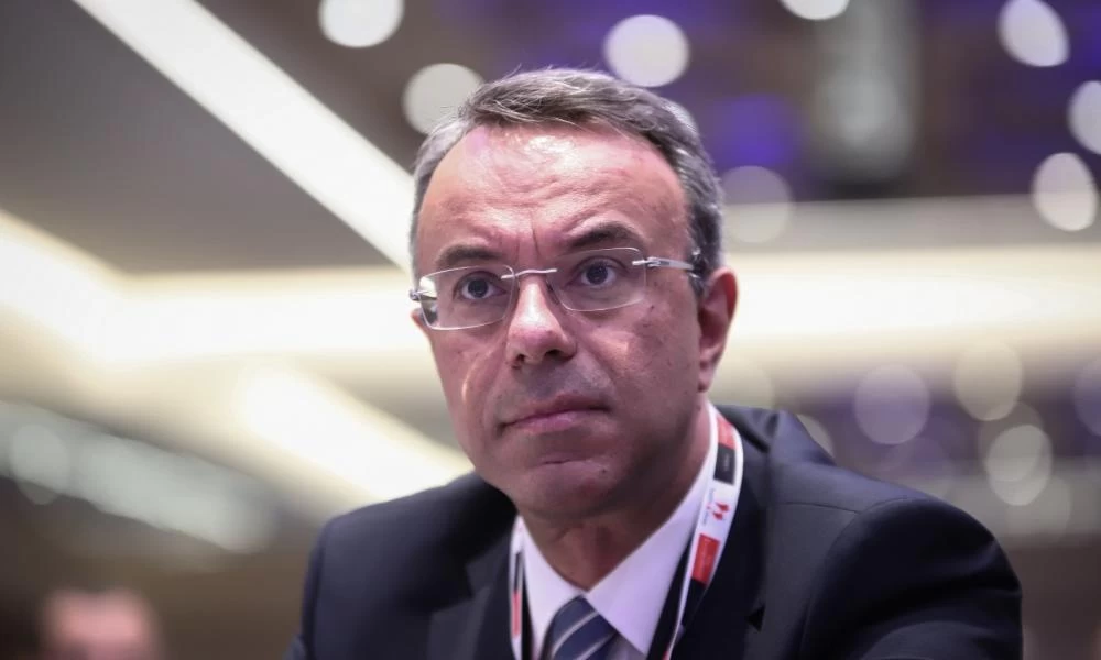 Σταϊκούρας: «Στο βαθμό που είναι εφικτό έχουμε στηρίξει τον κόσμο- Όλα είναι ανοιχτά για μείωση του ΦΠΑ στα τρόφιμα»